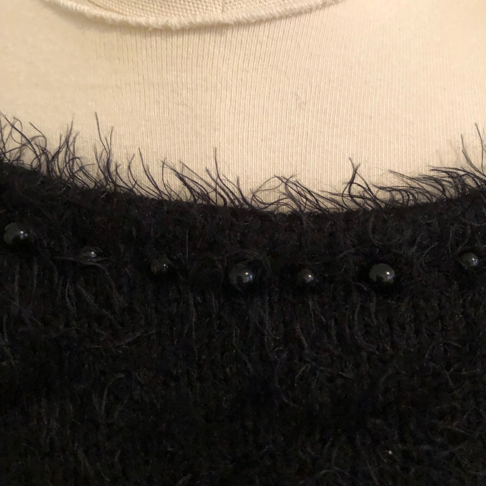 Sweater - Picture 3 of 6